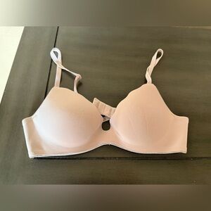 b.tempt’d by Wacoal T-Shirt Bra 34A Nude Beige Leopard Lined